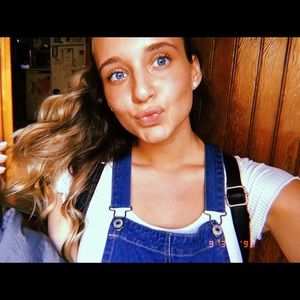 Meet your Posher, Anna